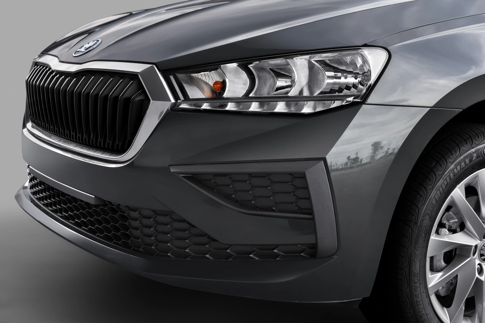 Mặt ca lăng với thiết kế lập thể